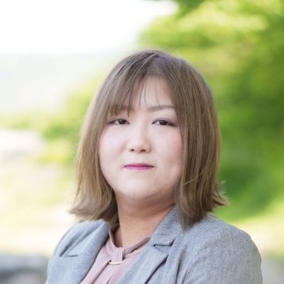 安井 江里菜の写真